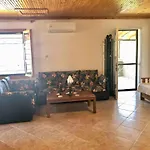 Διαμέρισμα Lotos By Kastro